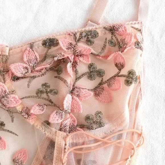 Lingerie bodysuit teddy lace embroidery floral